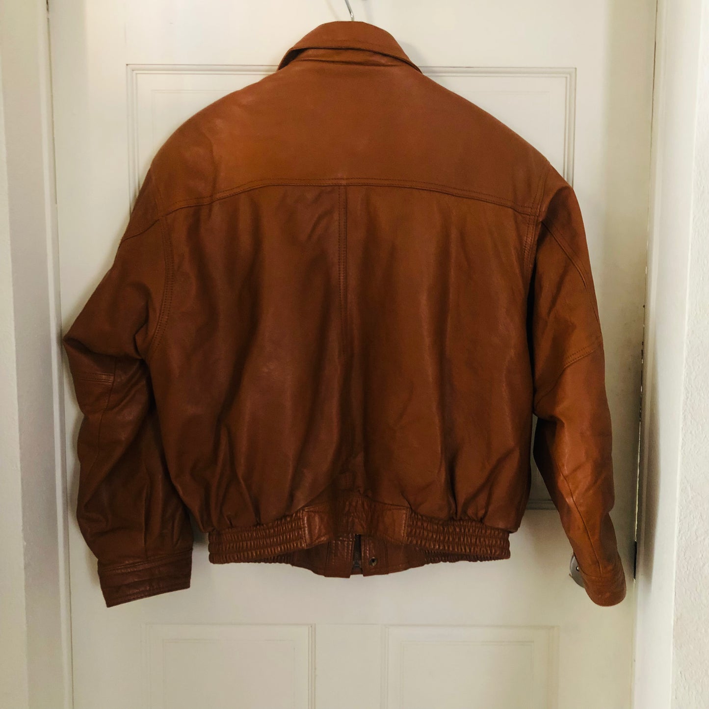 80’S VINTAGE LEATHER WESTERN BOMBER JACKET // SIZE MEDIUM