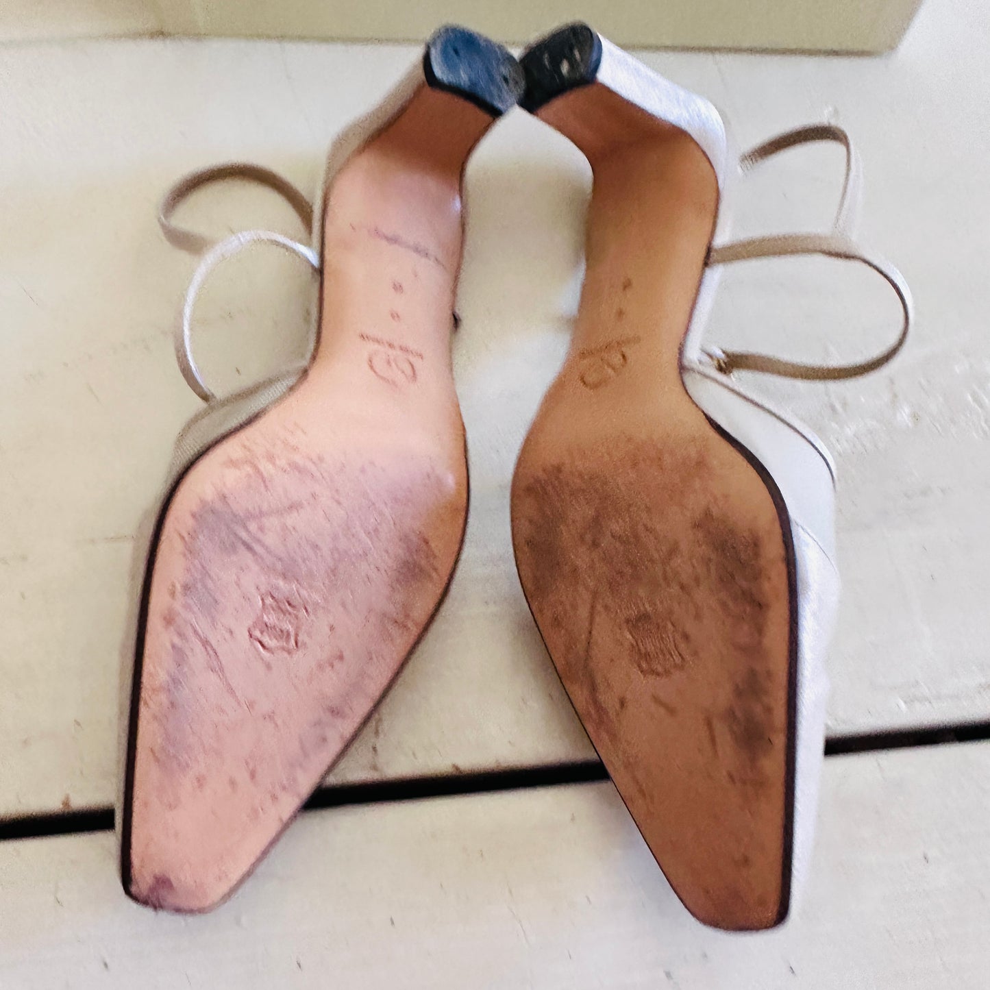 90’S ST JOHN SATIN STRAPPY HEELS // SIZE 8