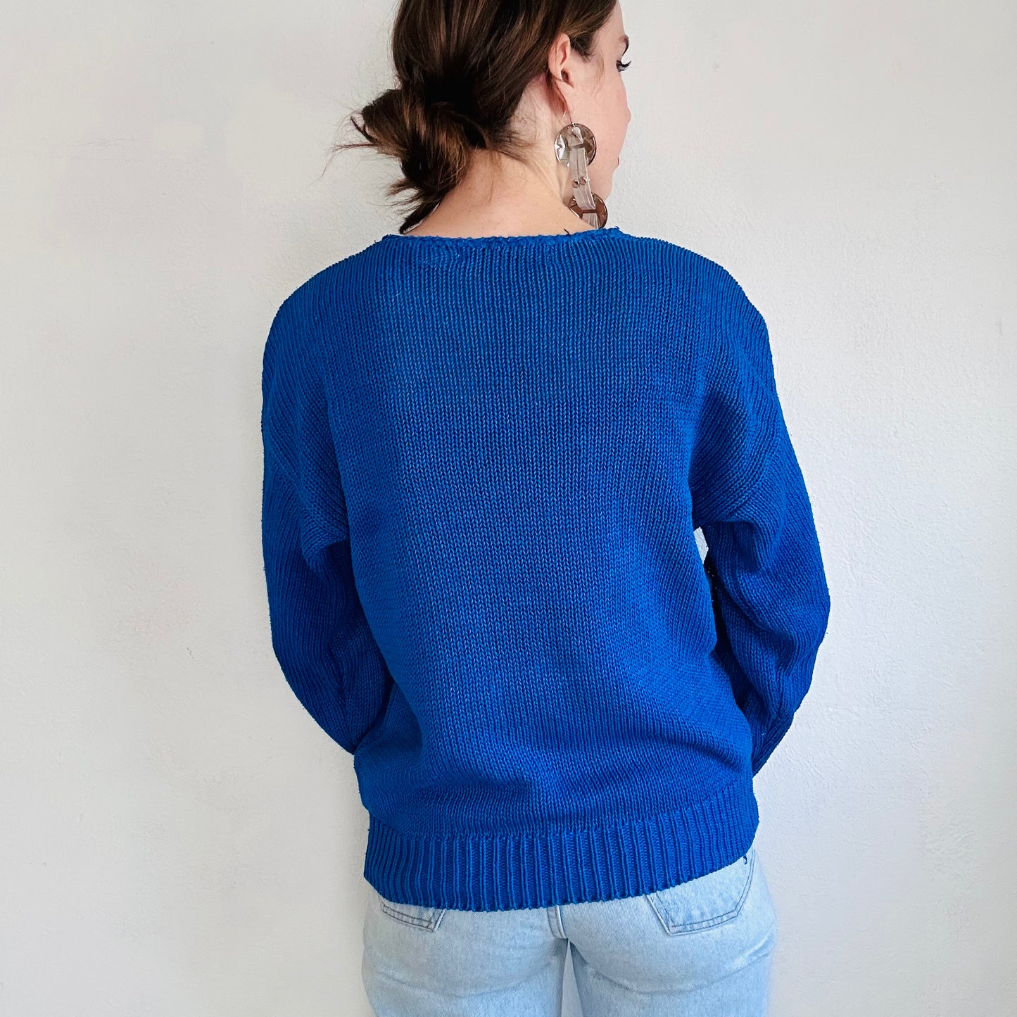 80'S VINTAGE BLUE NEW WAVE SWEATER // SIZE MEDIUM