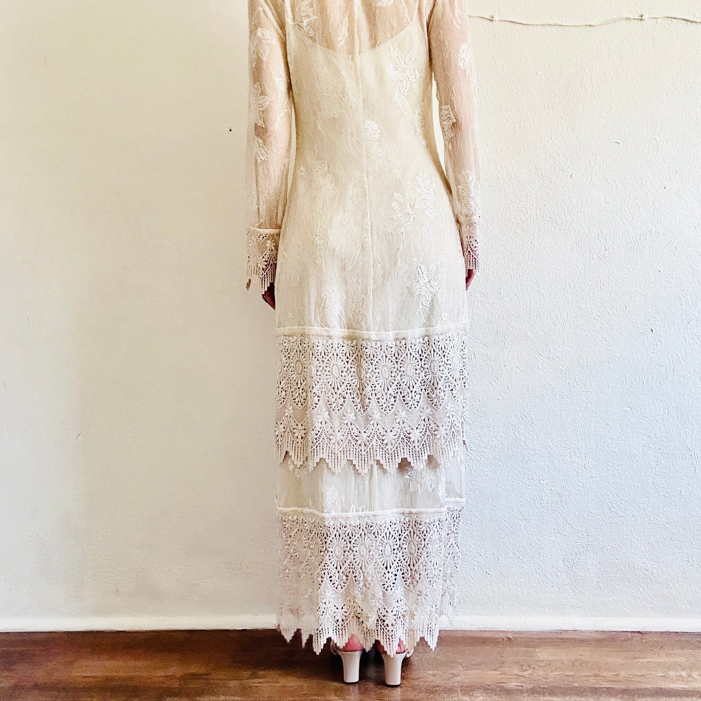 90'S VINTAGE SUE WONG WEDDING DRESS SET // SIZE SMALL