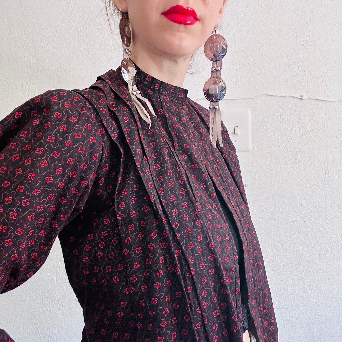 ANTIQUE VICTORIAN JACKET // SIZE XSMALL