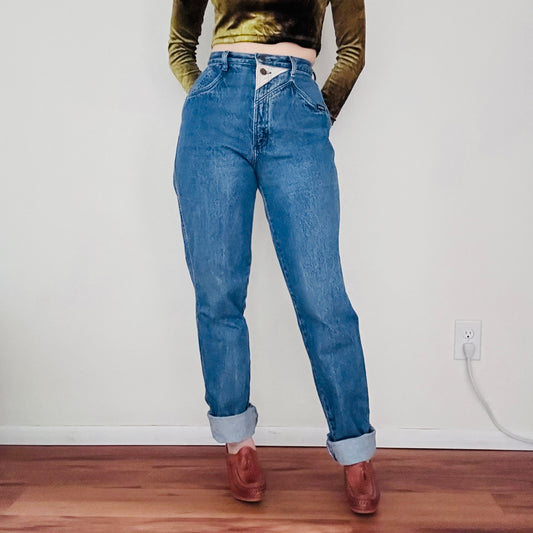 90'S VINTAGE ROCKIES BAREBACK JEANS // WAIST SIZE 26