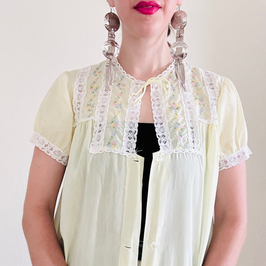 70'S VINTAGE LACE LINGERIE ROBE // SIZE SMALL