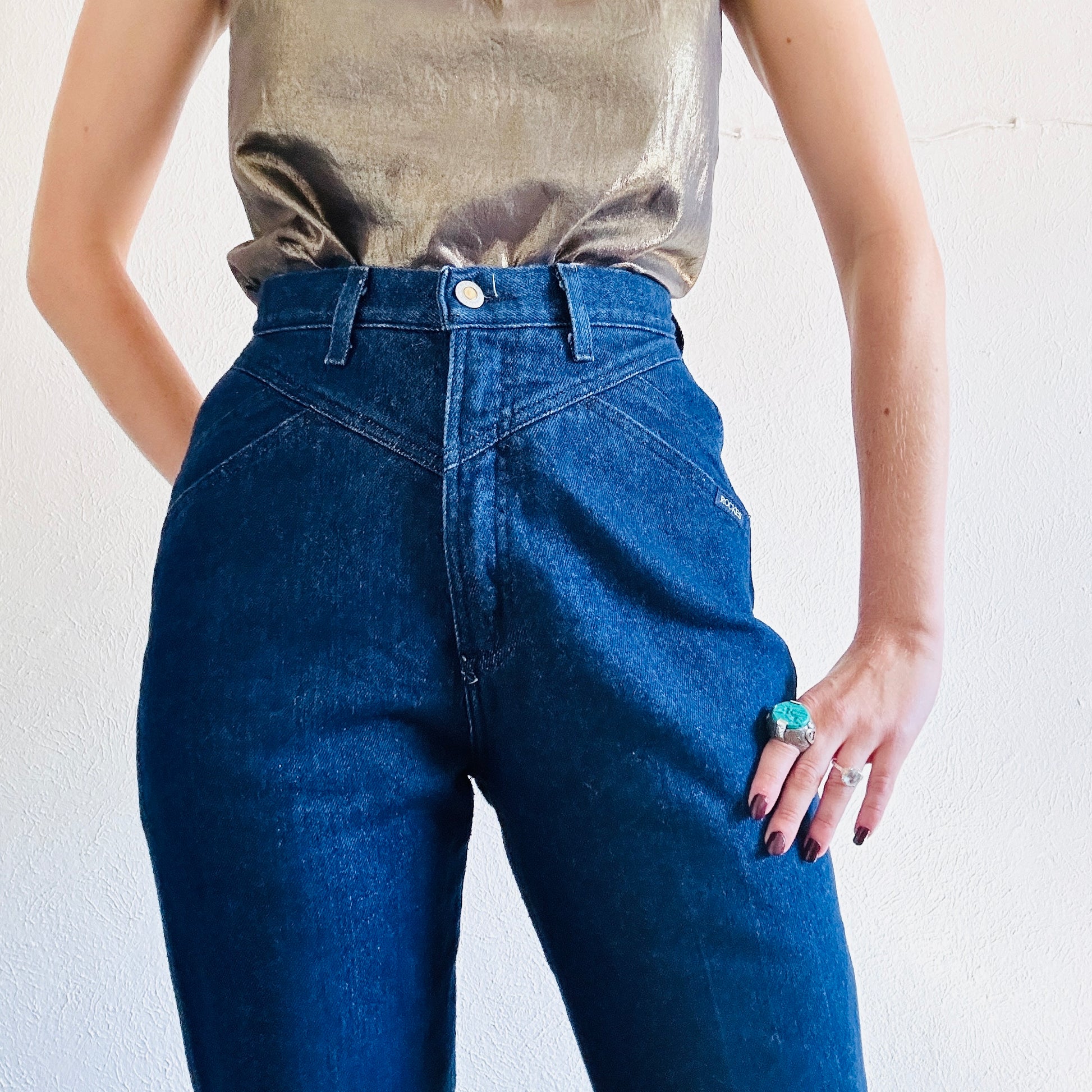 80'S VINTAGE ROCKIES BAREBACK JEANS // WAIST SIZE 28 – SANGRE DE CRISTO  VINTAGE