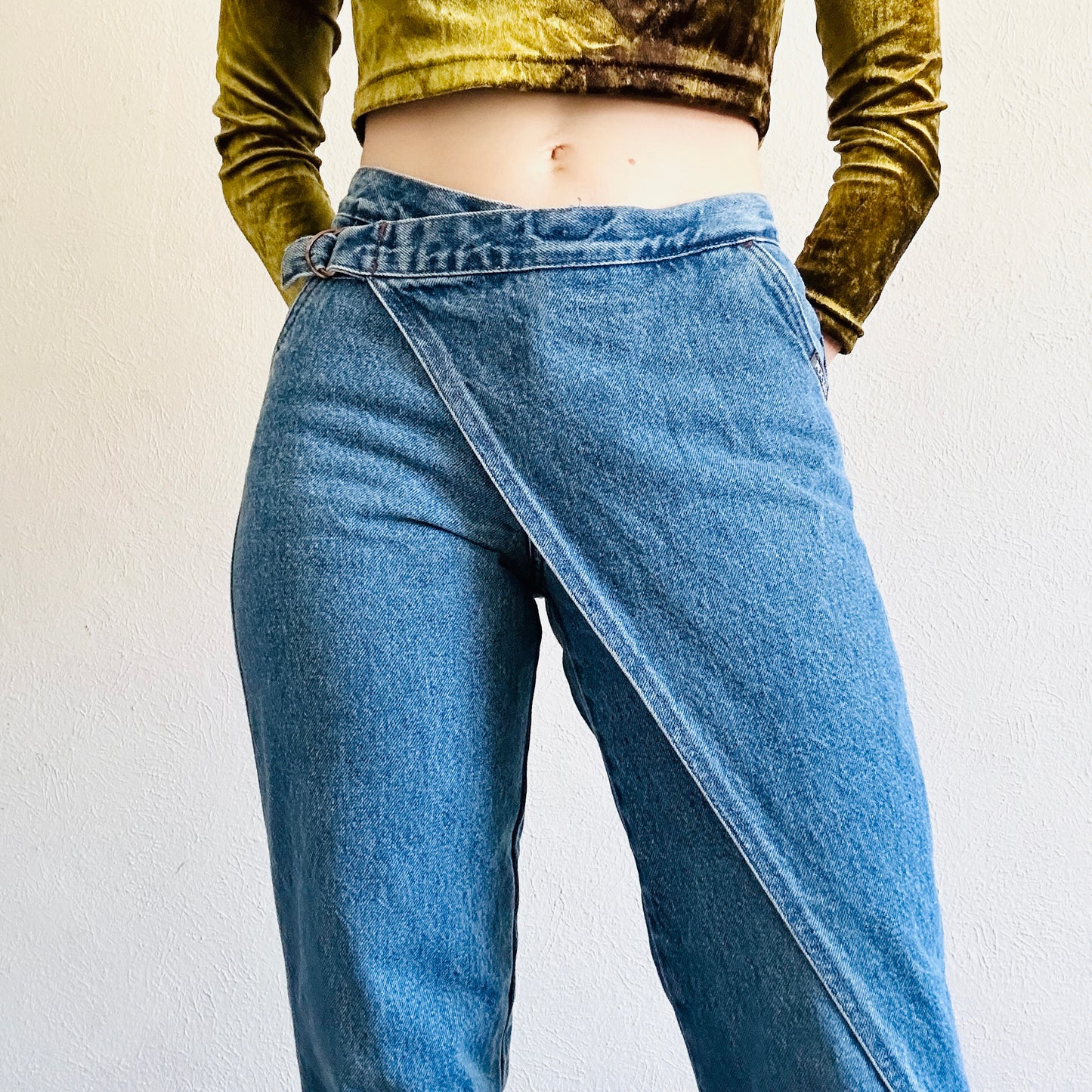 80'S VINTAGE ROCKIES WESTERN BAREBACK JEANS // WAIST SIZE 25