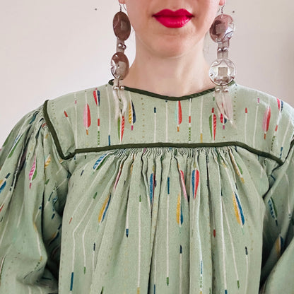 VINTAGE PEASANT BLOUSE // SIZE SMALL