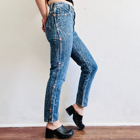 80'S VINTAGE EMBELLISHED ACID WASH JEANS // WAIST SIZE 26