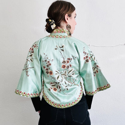 50'S VINTAGE SILK CHINESE EMBROIDERED JACKET // SIZE XSMALL