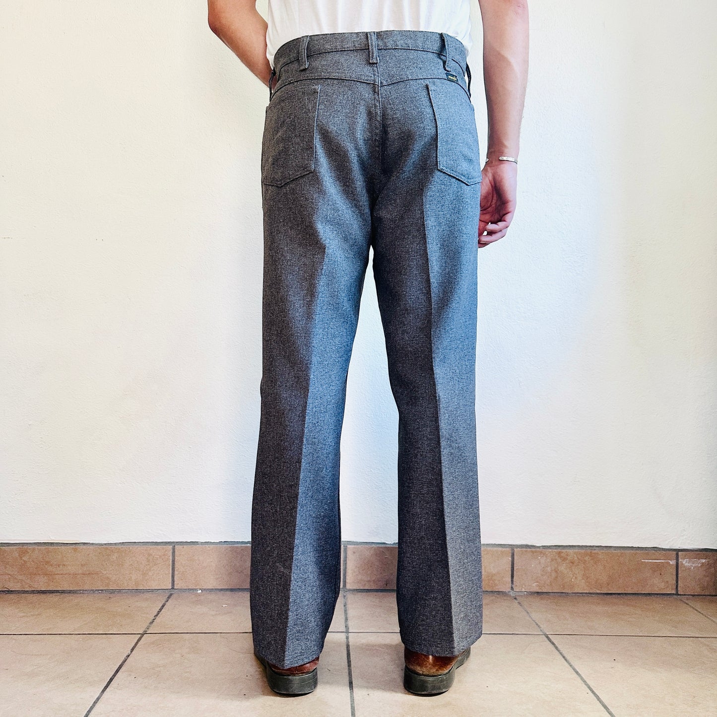 80’S VINTAGE WRANGLER GRAY PANTS // WAIST SIZE 37