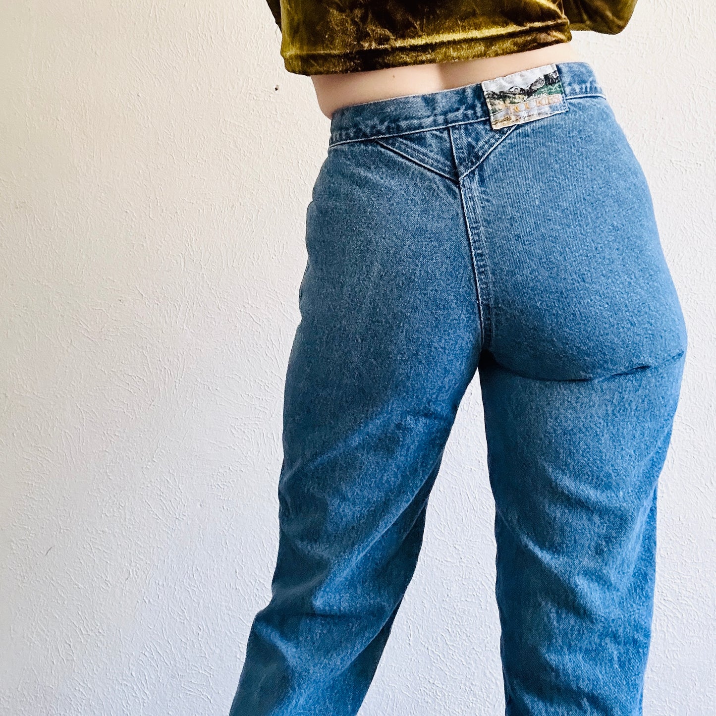 80'S VINTAGE ROCKIES WESTERN BAREBACK JEANS // WAIST SIZE 25