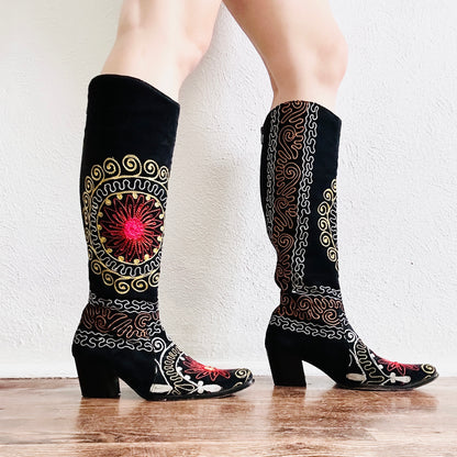 VINTAGE TURKISH BLACK EMBROIDERED BOOTS  // SIZE 8.5