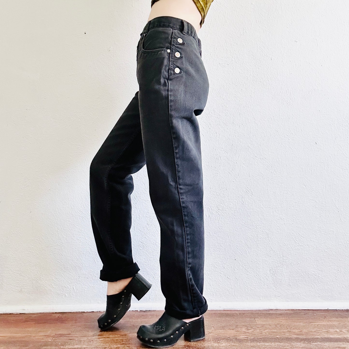 90'S VINTAGE LAWMAN STUDDED WESTERN JEANS // WAIST SIZE 28