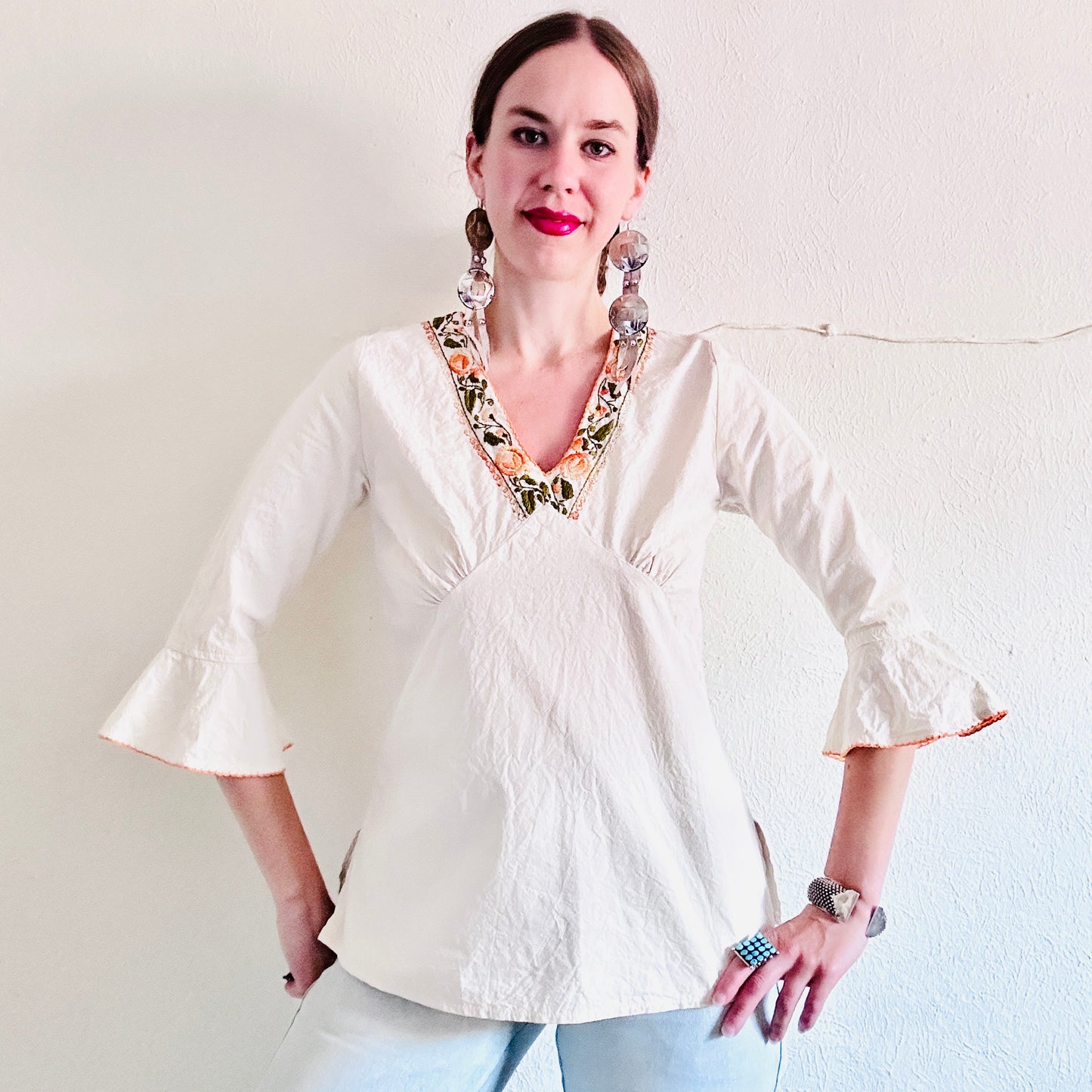 VINTAGE WHITE MEXICAN BLOUSE // SIZE SMALL