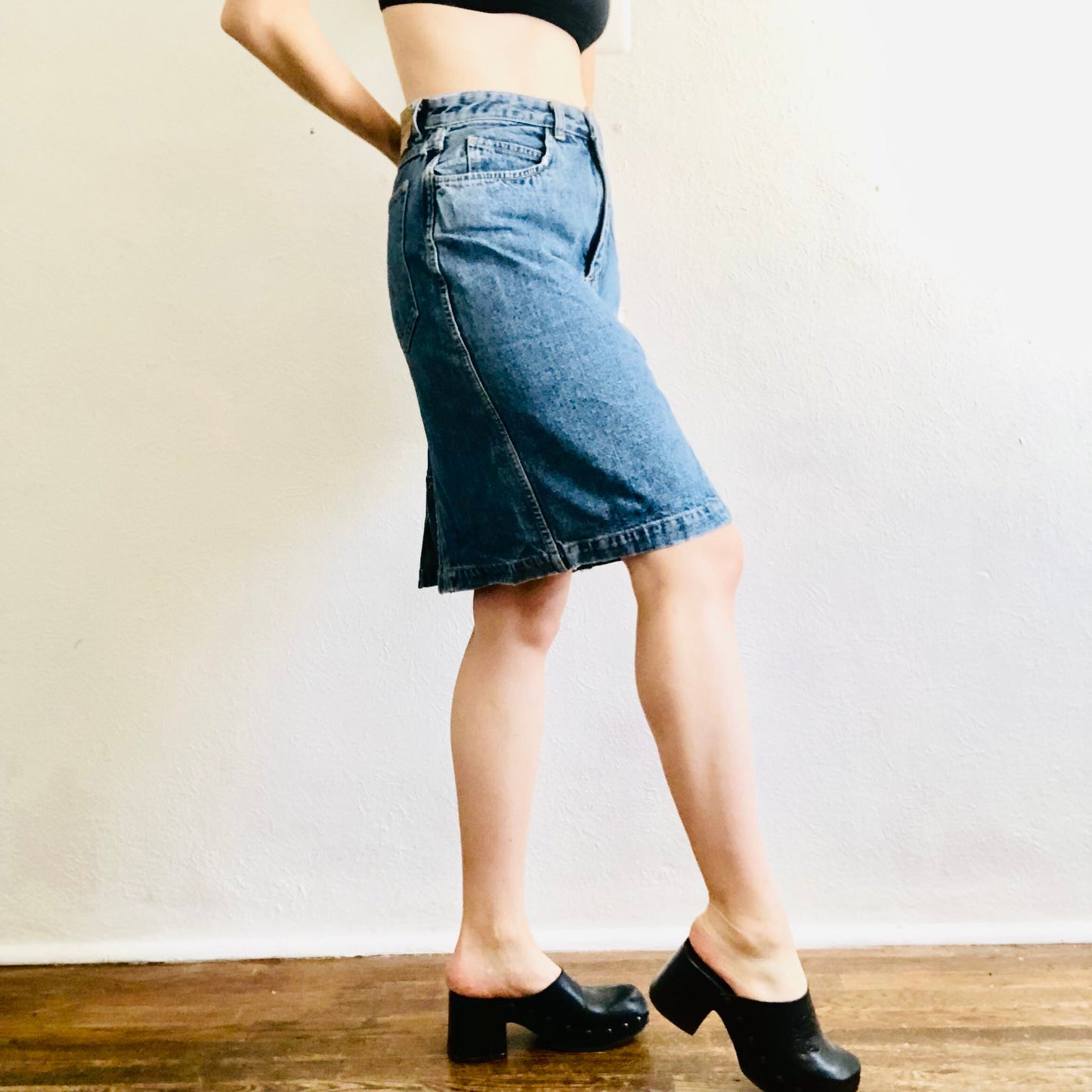 80'S VINTAGE DENIM PENCIL SKIRT // SIZE MEDIUM