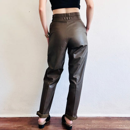 90'S VINTAGE BROWN LEATHER PLEATED PANTS // WAIST SIZE 27