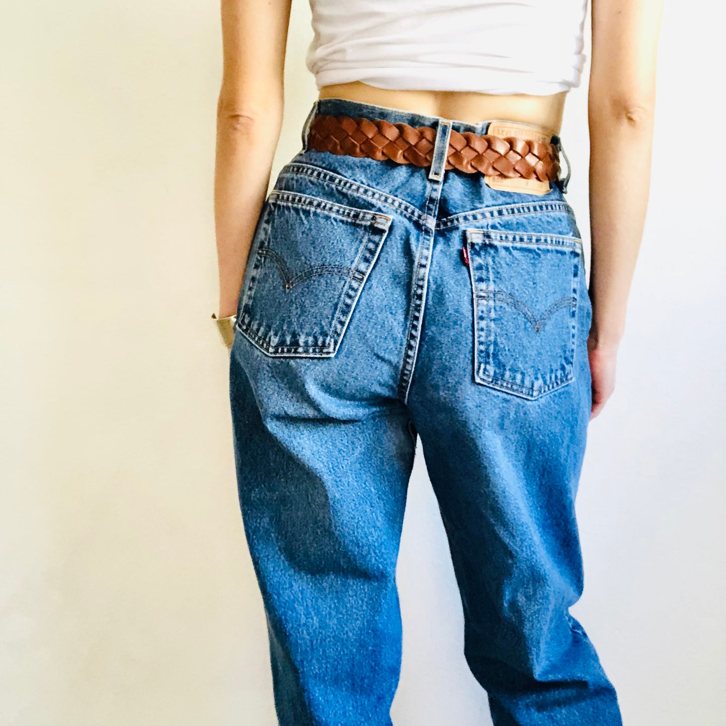 90'S VINTAGE LEVI’S 550 MOM JEANS // WAIST SIZE 30