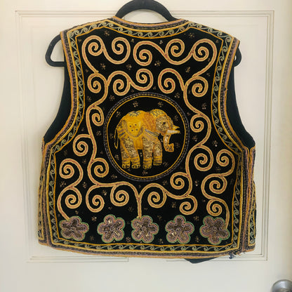 80'S VINTAGE VELVET EMBROIDERED ELEPHANT VEST // SIZE LARGE